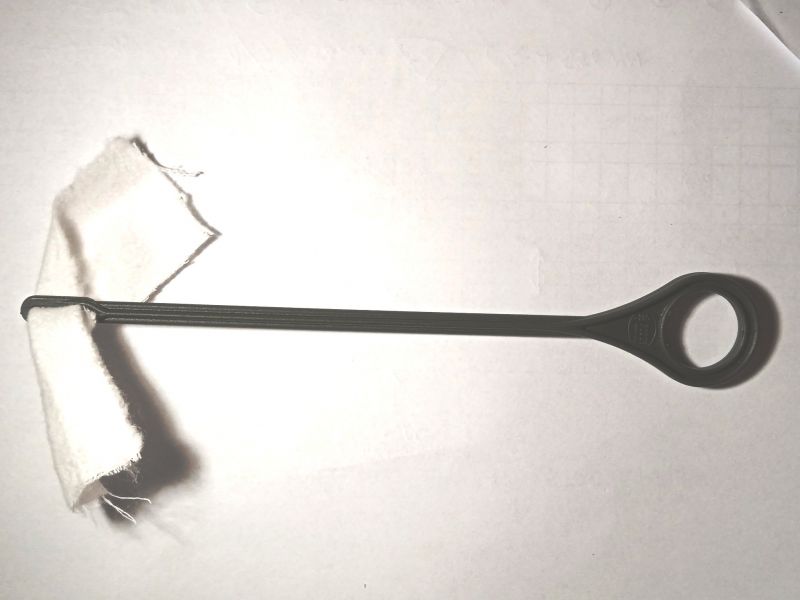 Wycior Fobus do czyszczenia broni krótkiej z czyściwem (CLEANING ROD BLK)