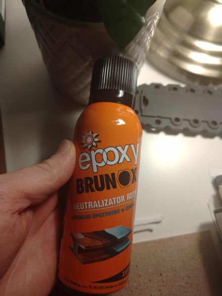 Brunox Epoxy Spray 150 ml - odrdzewiacz do metalu i podkład